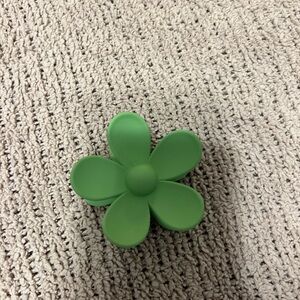 Green Flower Accessory
